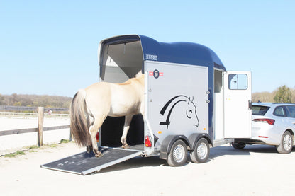 Trailer para 1 Caballo Gold One Origins